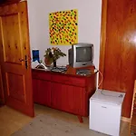 בית הארחה Haus Span מידרס